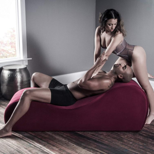 Liberator Esse Lounge Chair